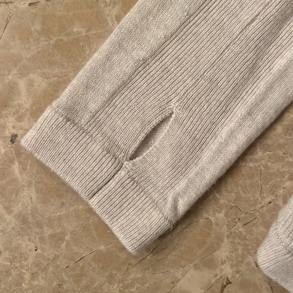 Lululemon sweater - Picture 2 of 4